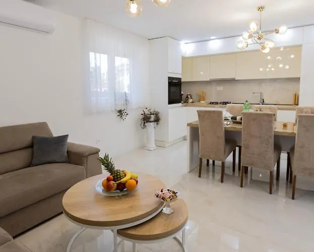 Apartment Bella *
