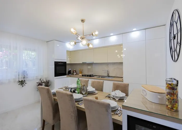 Bella Apartment